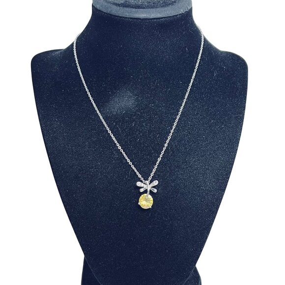 Avon Silver Tone Dragonfly Dance Necklace (1694) - Picture 1 of 7